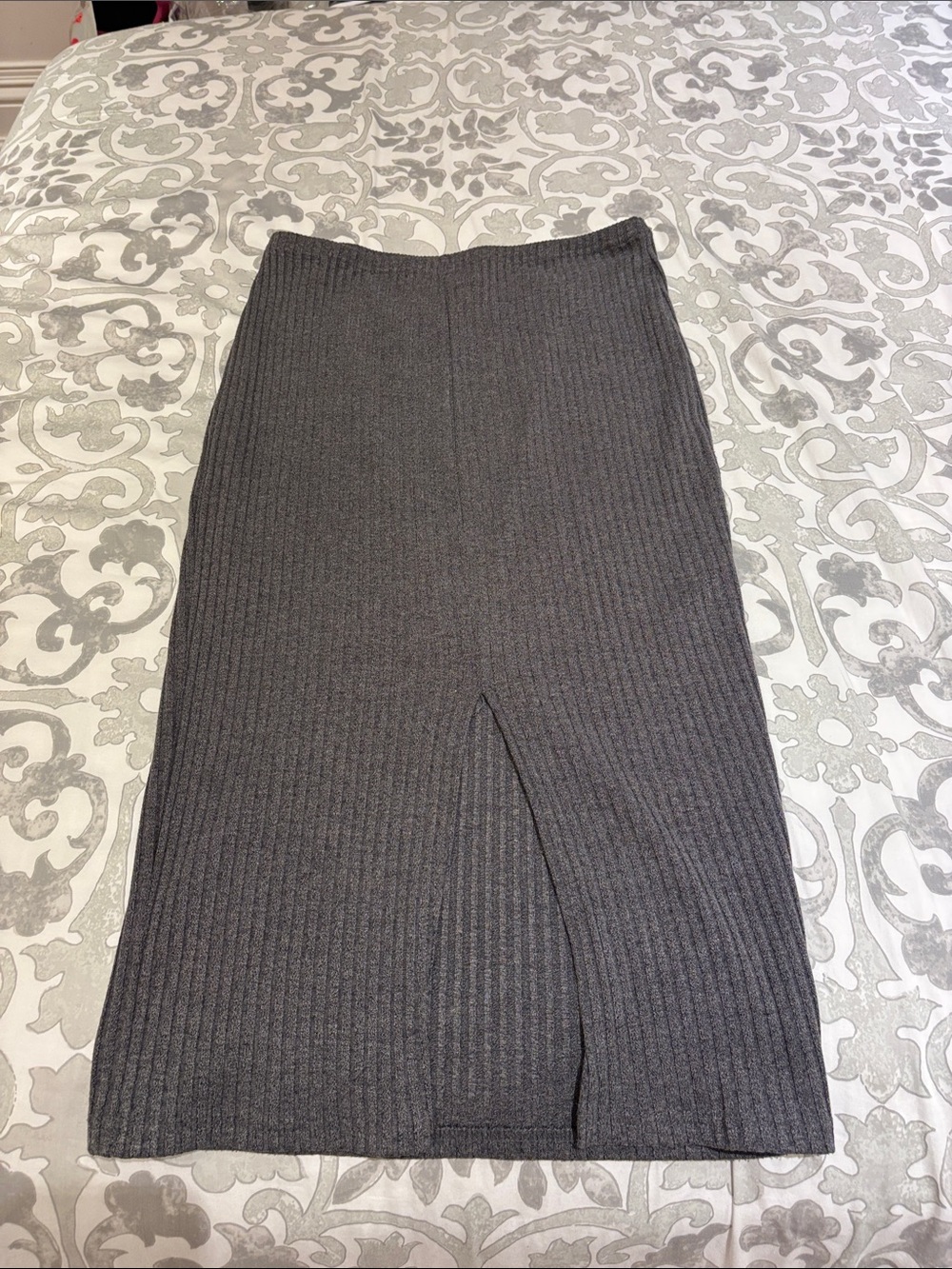 SHEIN Charcoal Ribbed Knit Midi Skirt with Front Slit